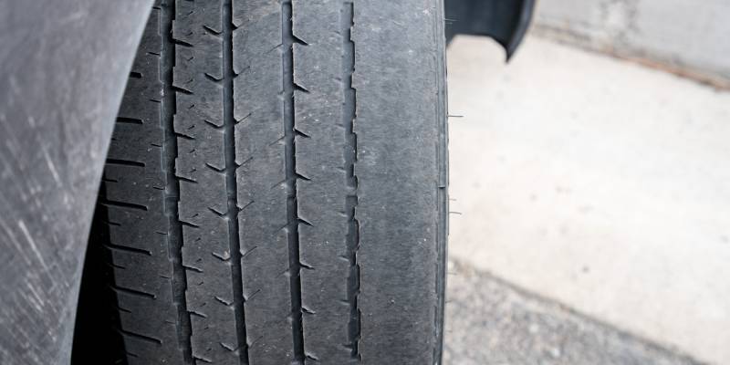 Tyre Outside edge wear