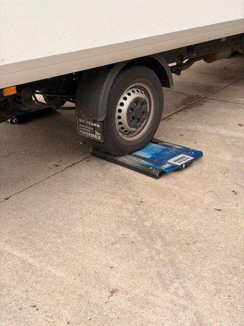 Checking vehicle weight during Operation Considerate