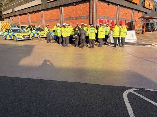 Briefing before Operation Considerate
