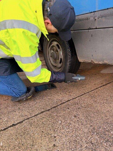 Tyre inspection using a Translogik tyre probe
